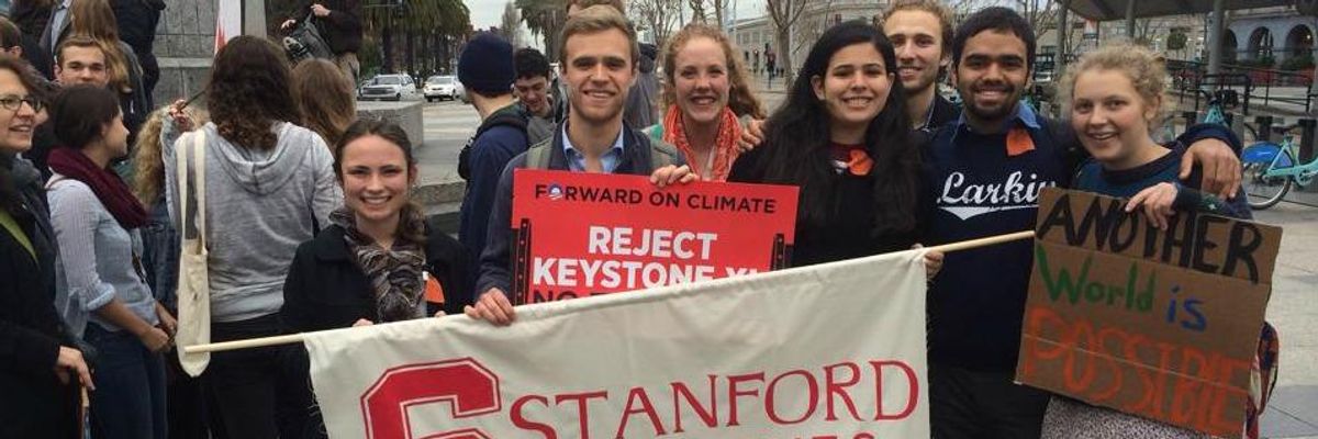 'Something Momentous is Happening': Hundreds of Stanford Professors Call For Full Fossil Fuel Divestment