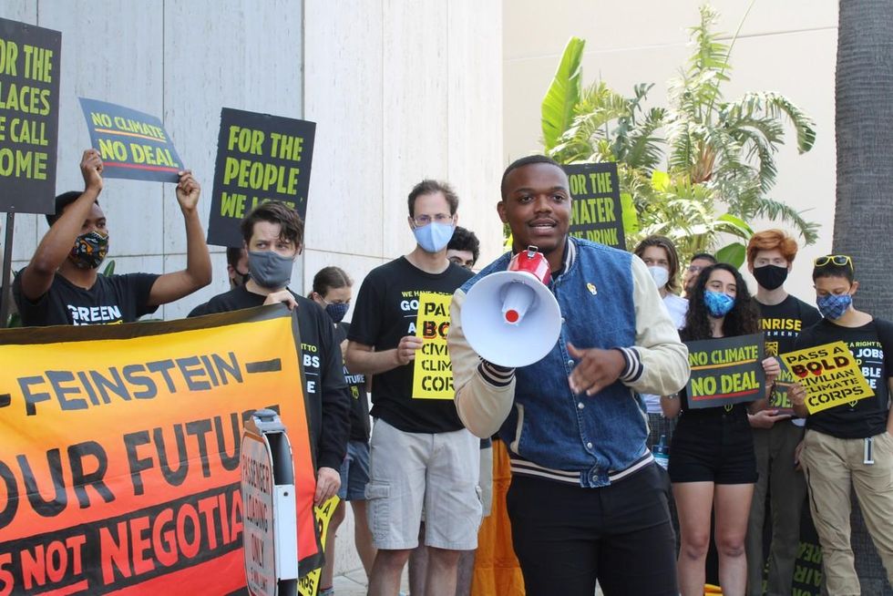 sunrise_movement_feinstein