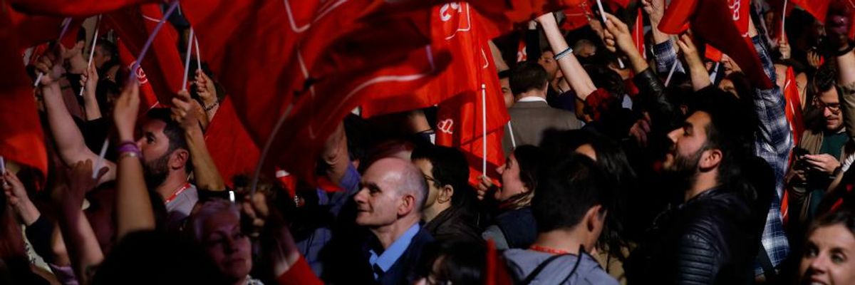 Running on Green New Deal and Economic Justice, Socialists Prevail in Spain's Snap Election