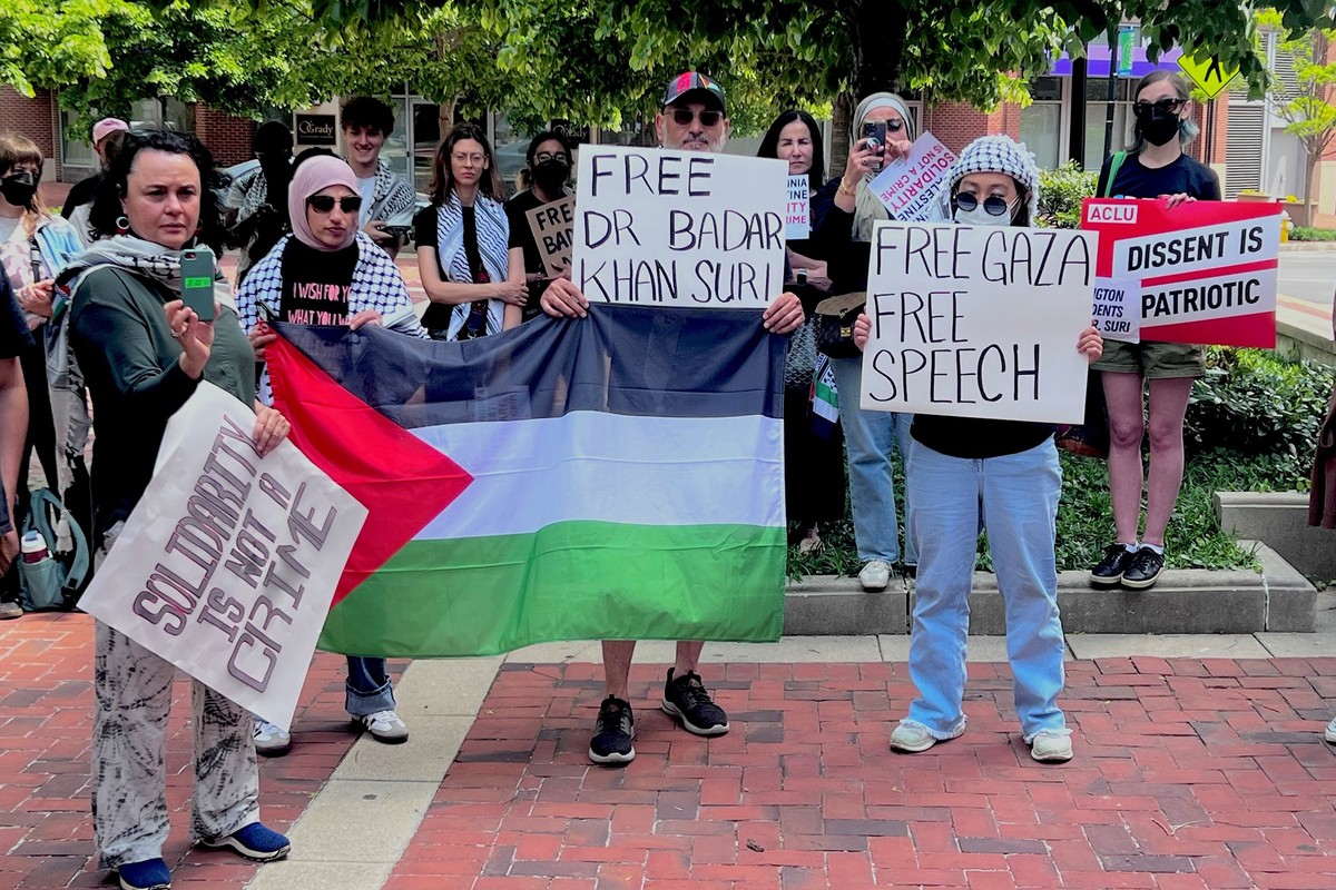 Top 7 Facts About Badar Khan Suri’s Release and Immigration Detention 2 Judge Orders Release of Georgetown Scholar Badar Khan Suri From ICE Detention