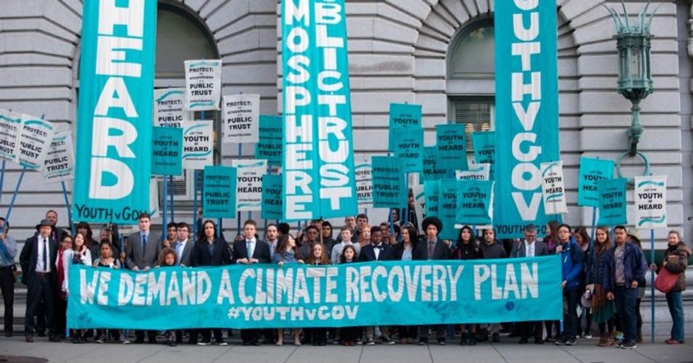 Supporters of 21 children and young adults who are suing the federal government for its failure to protect their generation from the climate crisis are planning to rally in towns and cities across the country on Sunday. (Photo: @youthvgov/Twitter)
