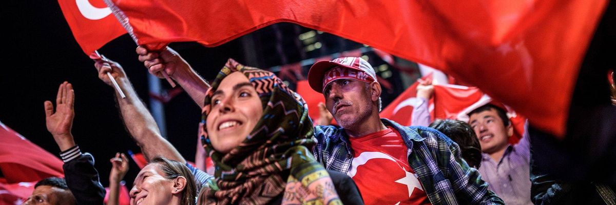 Amid 'Chilling' Evidence of Torture, Post-Coup Purge Continues in Turkey