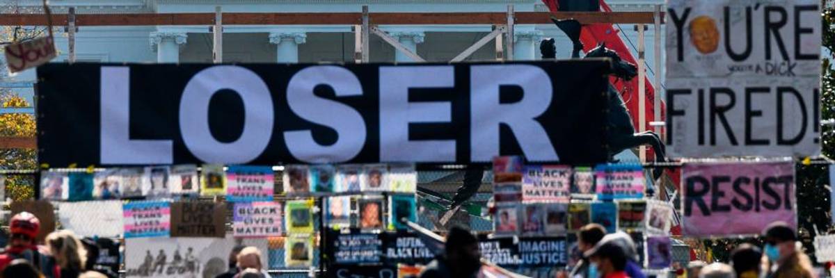 1,000 Legal Experts Sign Letter Condemning 'Shameful Attack' on Democracy as Trump Continues Baseless Election Lies