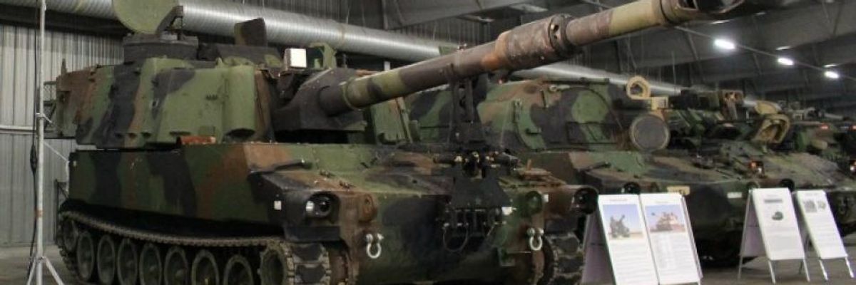Amid Finger Pointing at Russia, US Brings Tanks Back to Cold War Depot