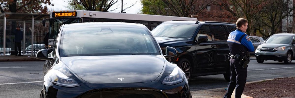 Tesla CEO Elon Musk arrives at court in Wilmington