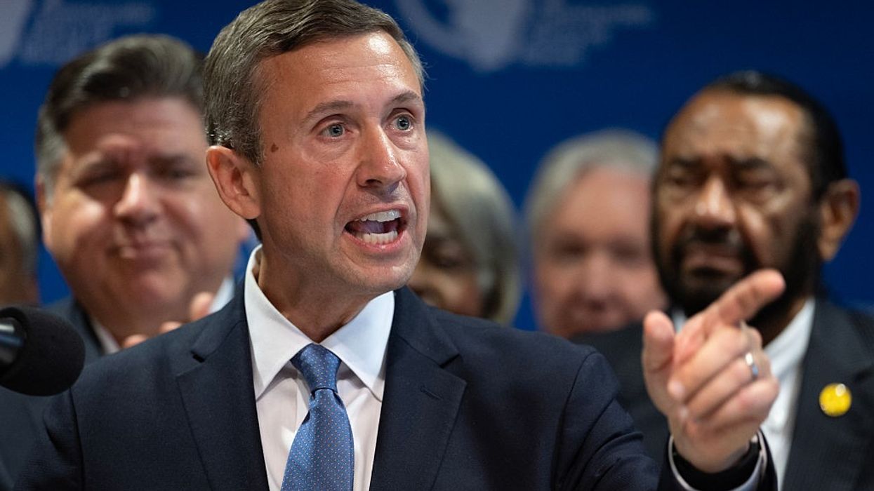 Texas Democratic Lawmakers Flee State In Effort To Halt Redistricting Legislation