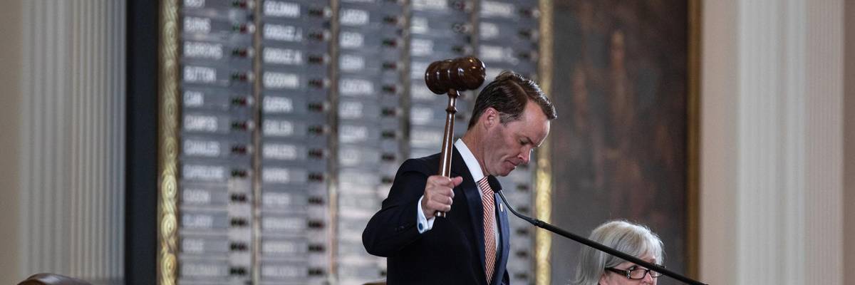 Texas House Speaker Dade Phelan (R-21) gavels in the 87th Legislature's special session at the state Capitol on July 8, 2021 in Austin. (Photo: Tamir Kalifa via Getty Images)