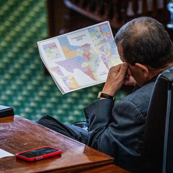 Texas senate redistricting vote SED 1009.JPG