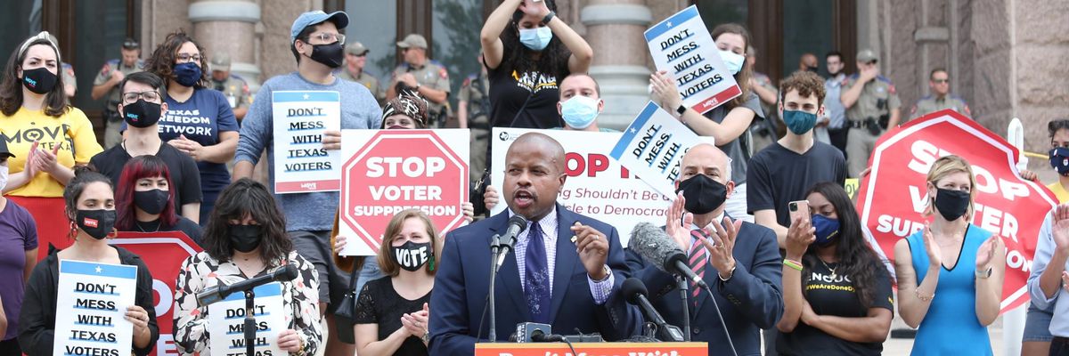 Texas Democrats Walk Off House Floor to Block 'One of the Ugliest Voter Suppression Bills in the Country'