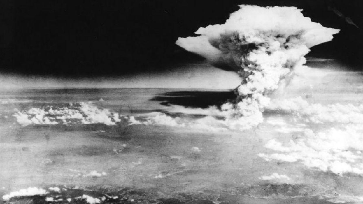 Dropping Atomic Bombs on Hiroshima and Nagasaki Was Unnecessary