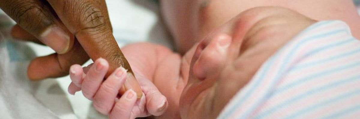 Report Details Huge Cost of Childbirth in United States, Unheard of In Most Industrialized Countries