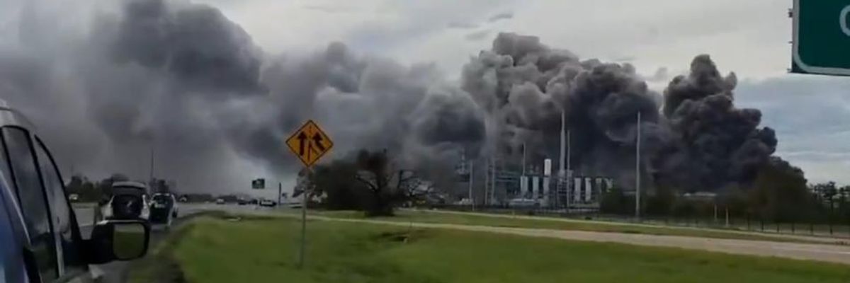 As Hurricane Laura Batters Louisiana, Massive Chemical Leak Spews Toxic Smoke Near Lake Charles