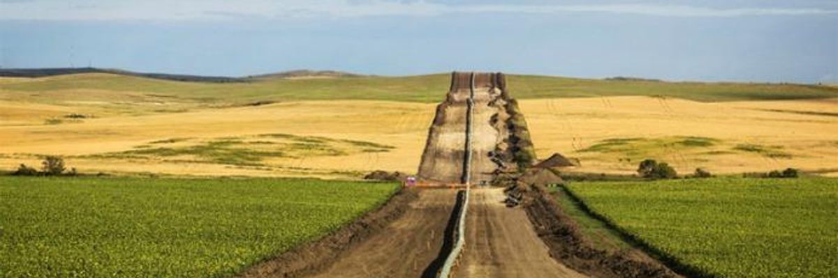 'Pipelines Leak': Expert Finds Government Downplayed DAPL Impact on Tribe and Water