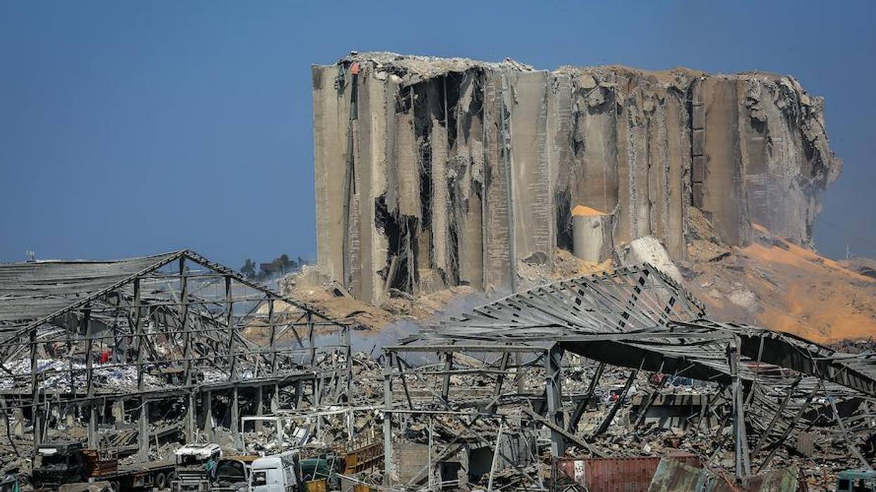 'Solidarity' From Around the World as Beirut Reels After Disaster Leaves 300,000 Displaced, 100 Dead, Over 4,000 Injured