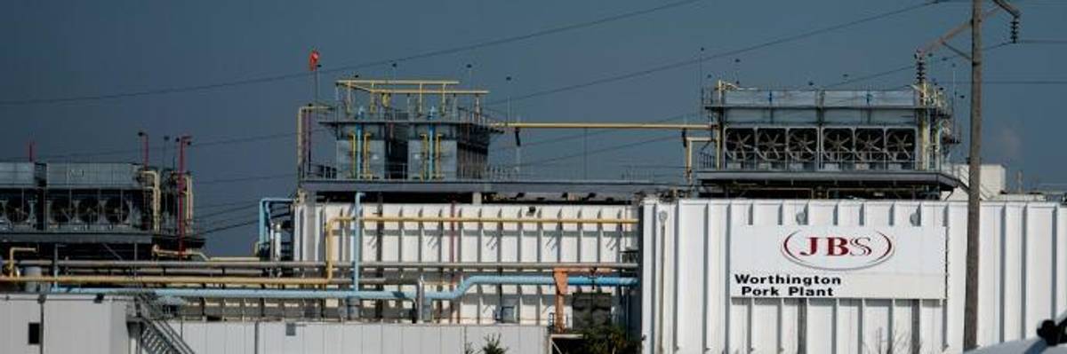 To Protect Nation's Waterways, New Lawsuit Challenges Trump Admin's Failure to Update Slaughterhouse Pollution Guidelines