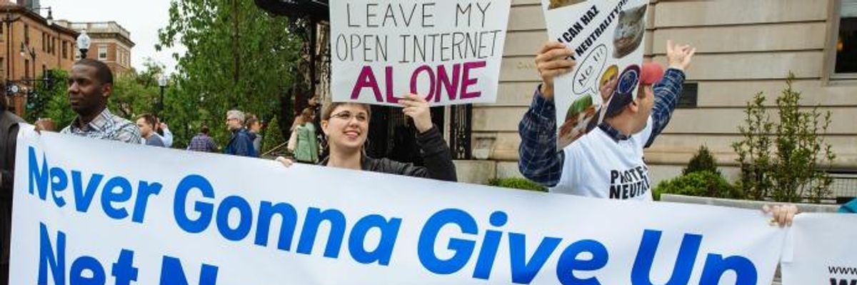 Denouncing 'FCC's Dangerous Ruling,' Cuomo Signs Order to Protect Net Neutrality in New York
