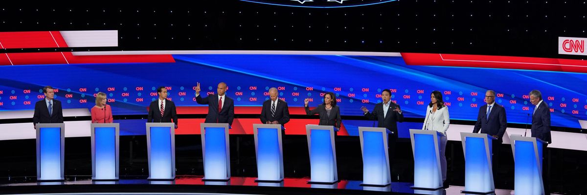 Debating Democrats, Please, No Fighting in the War Room