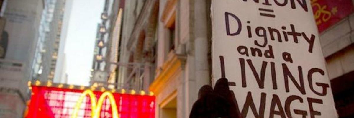 The 1 Percent's Attack on Unemployment Benefits is a Sign of Our Broken Democracy