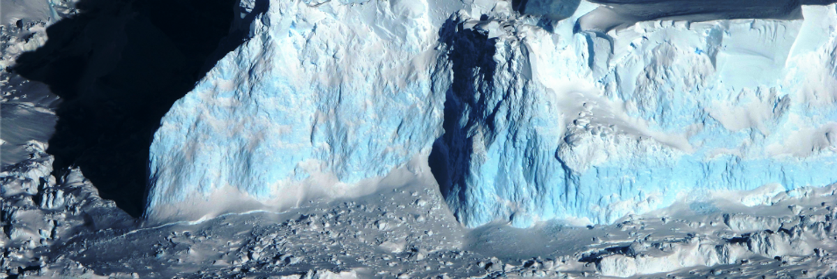 'Really, Really Bad': Scientists Raise Alarm Over Warm Ocean Water Beneath 'Doomsday Glacier' in Antarctica