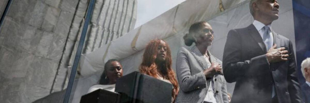The Obamas pledge allegiance at opening of Obama Presidential Center