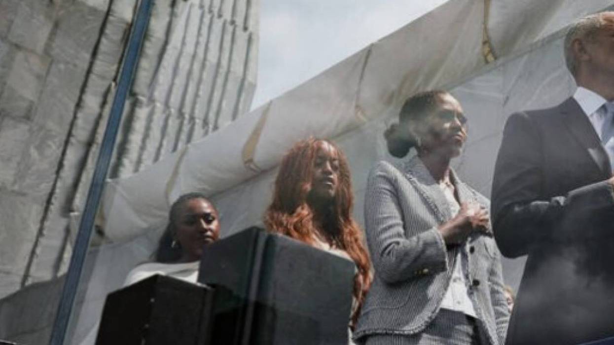 The Obamas pledge allegiance at opening of Obama Presidential Center