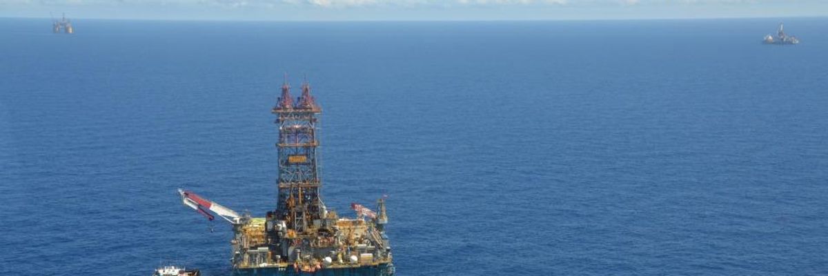 'Belly Flop': With Only One Percent of Leases Sold, Even Fossil Fuel Industry Understands Trump's Offshore Drilling Plan Is Ridiculous