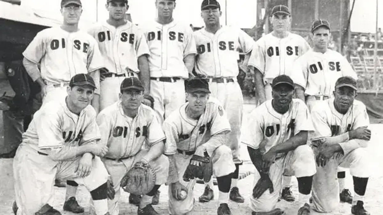 The Oise All-Stars featuring Willard Brown, Leon Day, and Sam Nahem