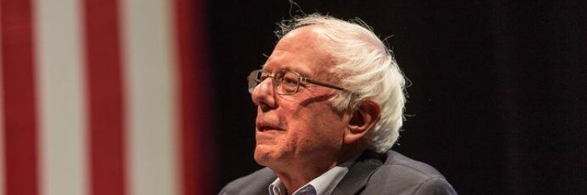 Sanders, Other Senators Urge Obama to Halt DAPL for 'Imperative' Review