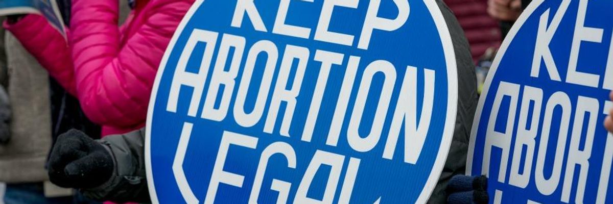 Siding With Majority of Americans on Abortion Access, Senate Blocks 20-Week Ban