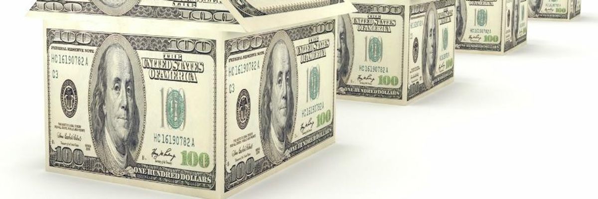 America Will Keep Losing Its Middle Class as Long as 'Free Markets' Dominate the Economic Debate