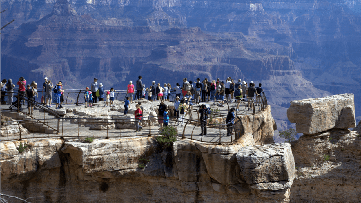 Citing Rhetoric and Policies, US Tourism Industry Blames Trump as Foreigners Flock Elsewhere