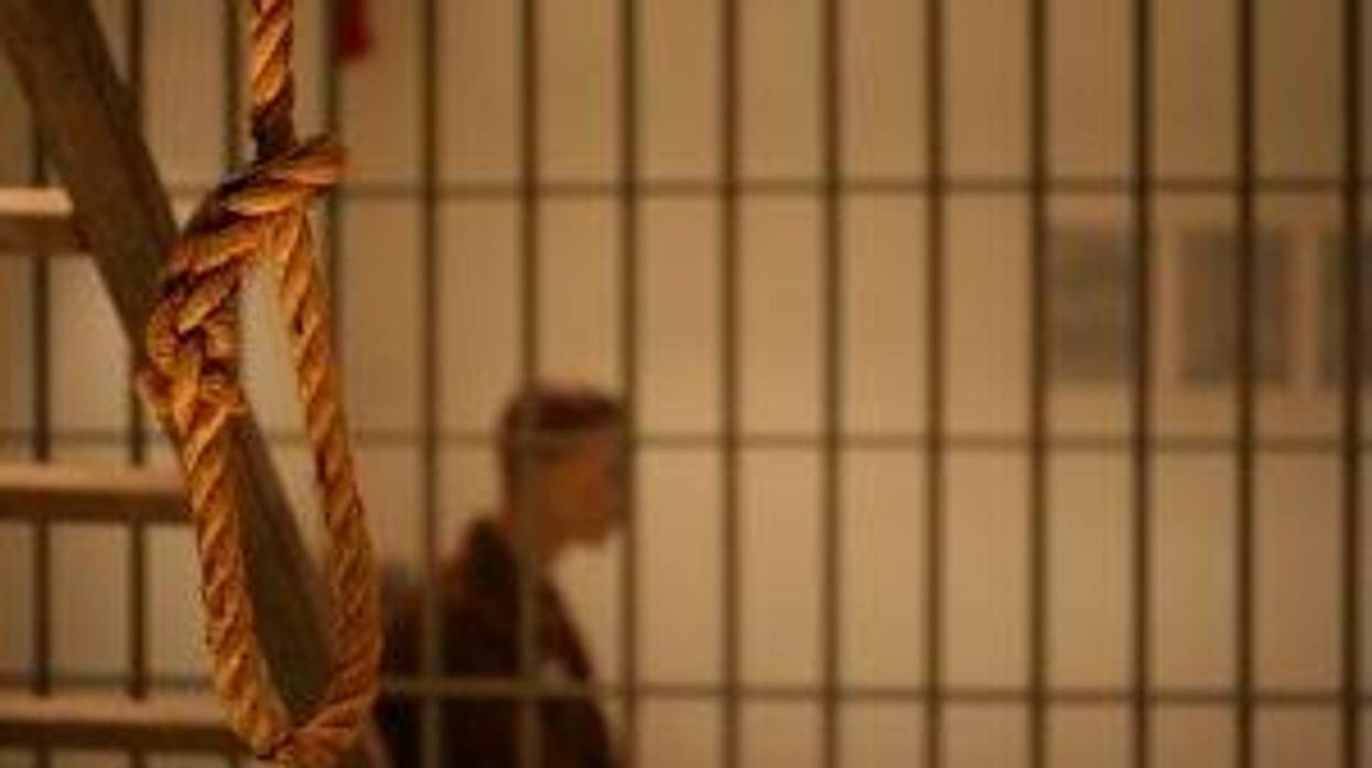 Supreme Court Draws, Quarters The Eighth Amendment