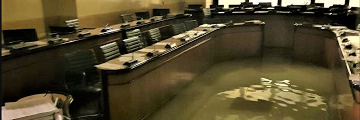 'Mother Nature Does a Mic Drop': Venice City Council Chamber Floods Minutes After Members Vote Down Climate Crisis Amendment