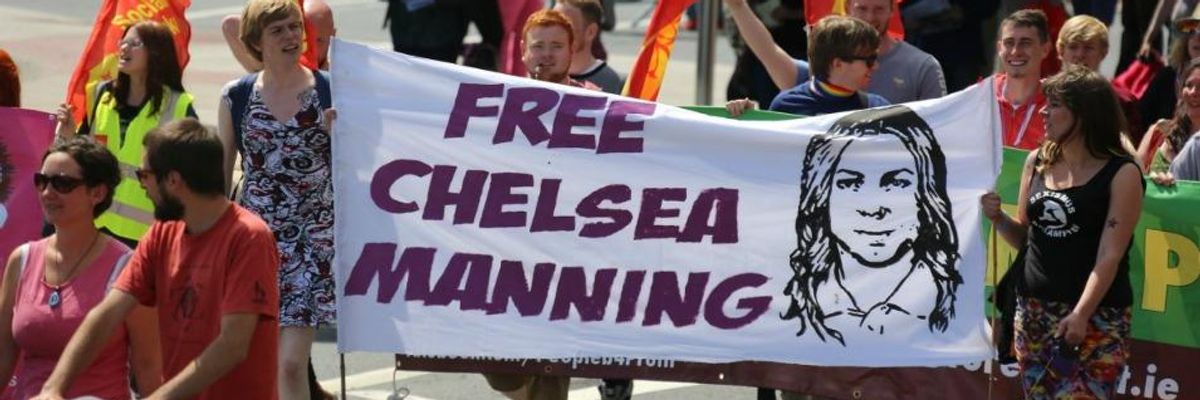 Chelsea Manning on Obama's "Short List" for Commutation, DOJ Source Says