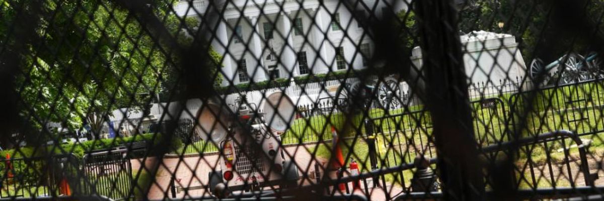 Turning White House Into a 'Fortress'? Federal Agents to Install 'Non-Scalable' Fence Just Before Election Day