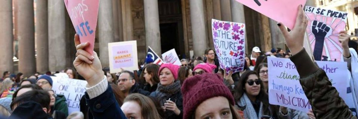 Women's March Sets Off in D.C. as 'Sister Marches' Take to Streets Around the World