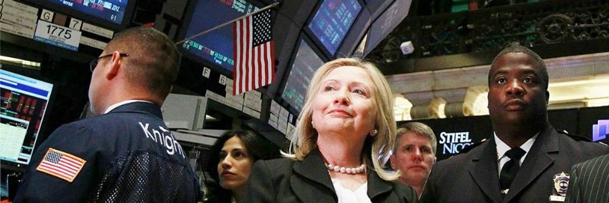 Wall Street Donors Flocking to Clinton