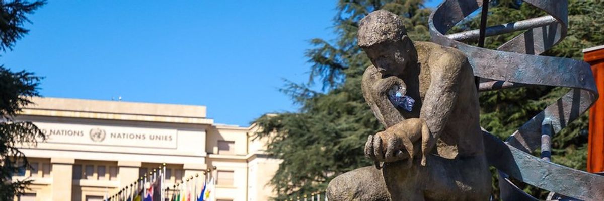 Thinker's Burden sculpture in Geneva