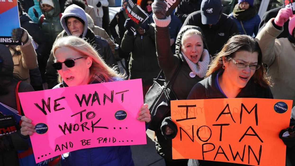 Trump's Federal Government Shutdown and Unpaid Dishwashers