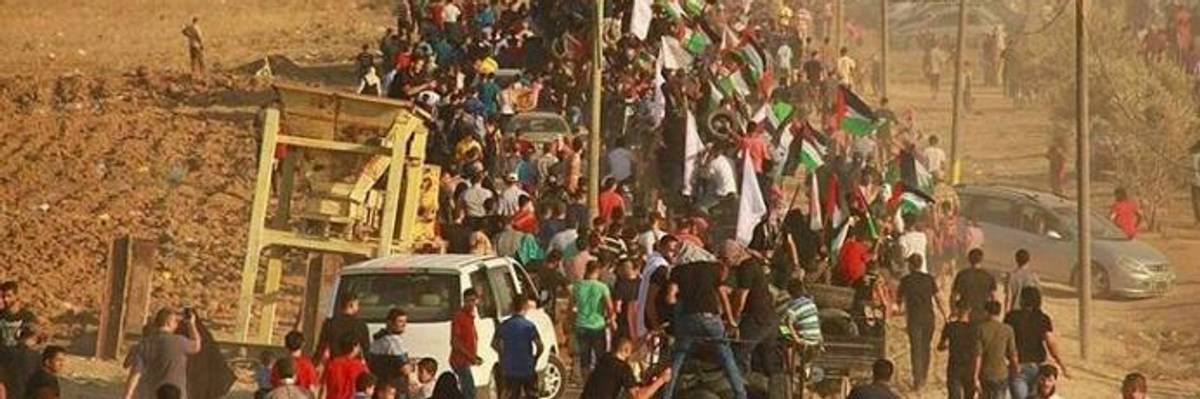 Israeli Soldiers Kill Seven Palestinians, Injure Hundreds More During Weekly Gaza Protest Against Occupation