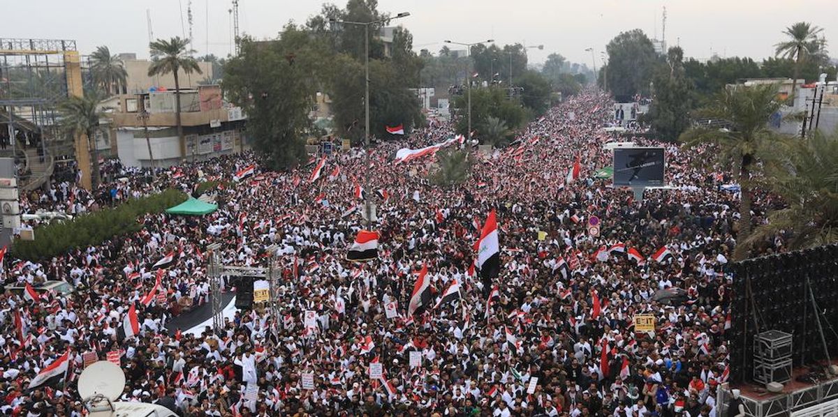 Iraq Commiunity 'Iraq for Iraqis': Hundreds of Thousands Flood Streets of Baghdad to ...