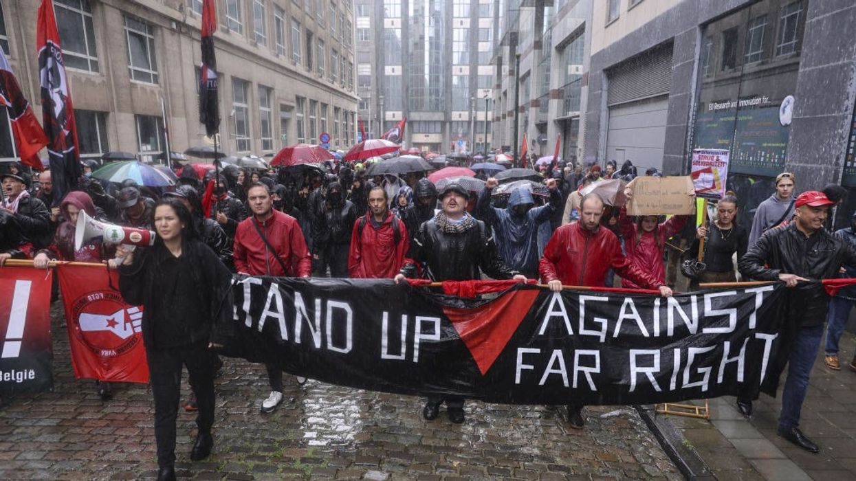Thousands of people marched to denounce fascism