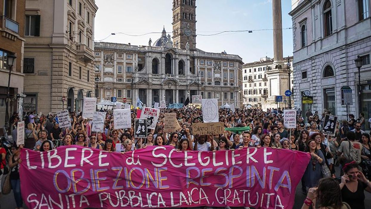 Thousands of Italian Women March Across Country. Demand: 'My Body, My Choice'