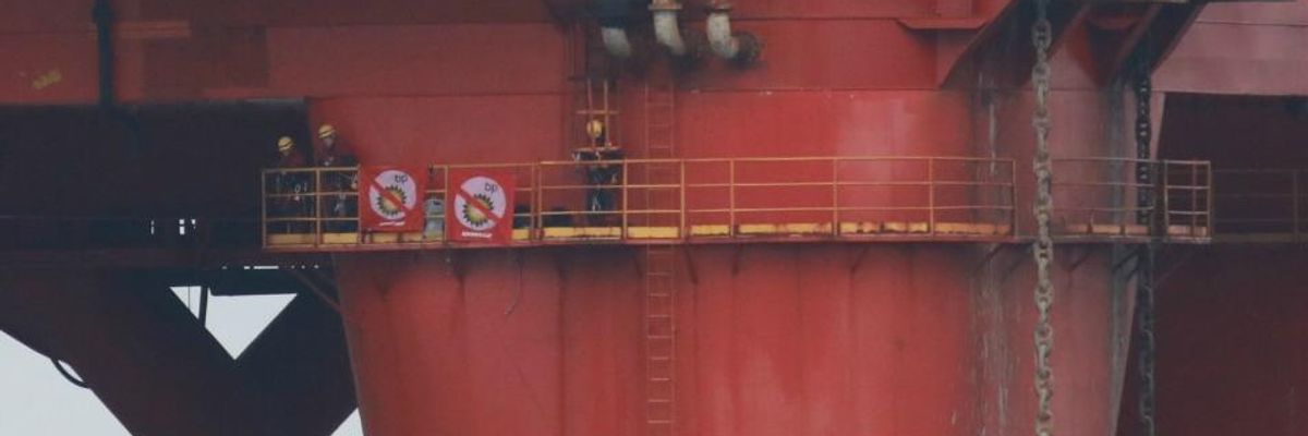 Greenpeace Campaigners Stop BP Rig Bound for North Sea, Stalling Fossil Fuel Giant's Plan to Extract 30 Million Barrels of Oil