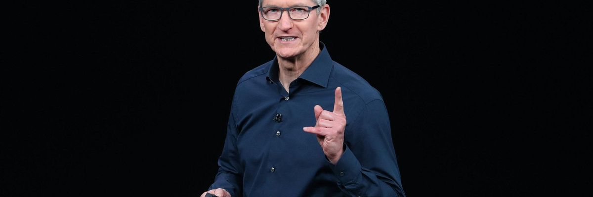 Apple Should Be a Leader in Charitable Giving
