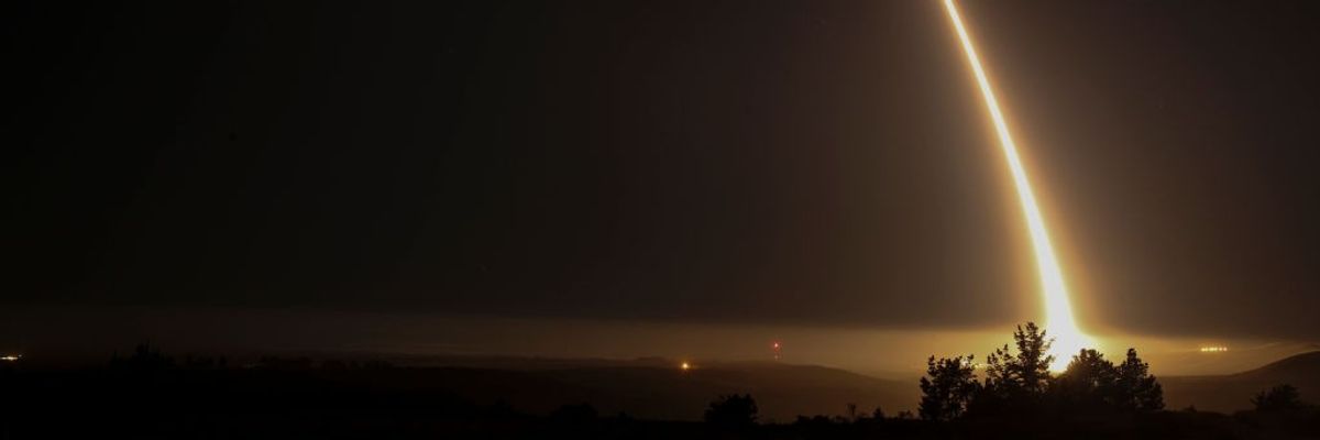 TOPSHOT-US-MILITARY-MISSILE-TEST