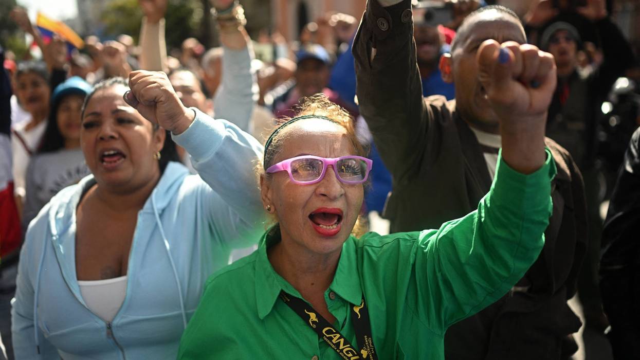 TOPSHOT-VENEZUELA-US-CONFLICT-CRISIS