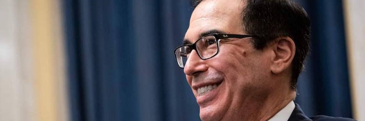 'Just What the Doctor Ordered': Bill Would Protect Whistleblowers Who Sound Alarm Over Abuse of Covid-19 Relief Funds