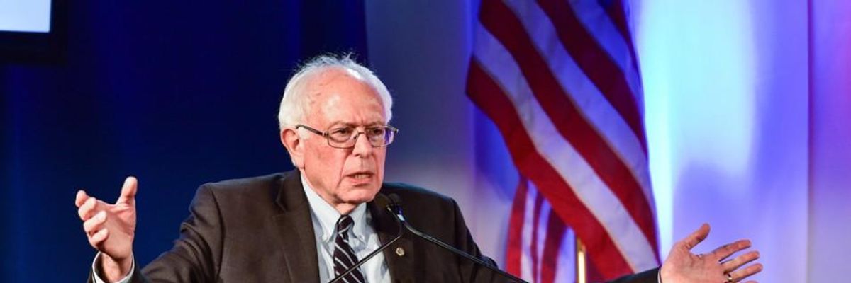 As Trump Attacks Press and Spreads Inane Voter Fraud Lies, Bernie Sanders Says 'Authoritarian' Is Only Way to Describe Him