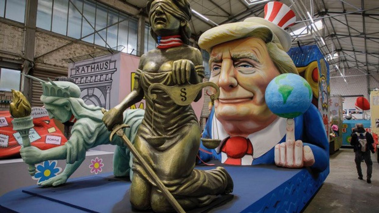 Trump float.